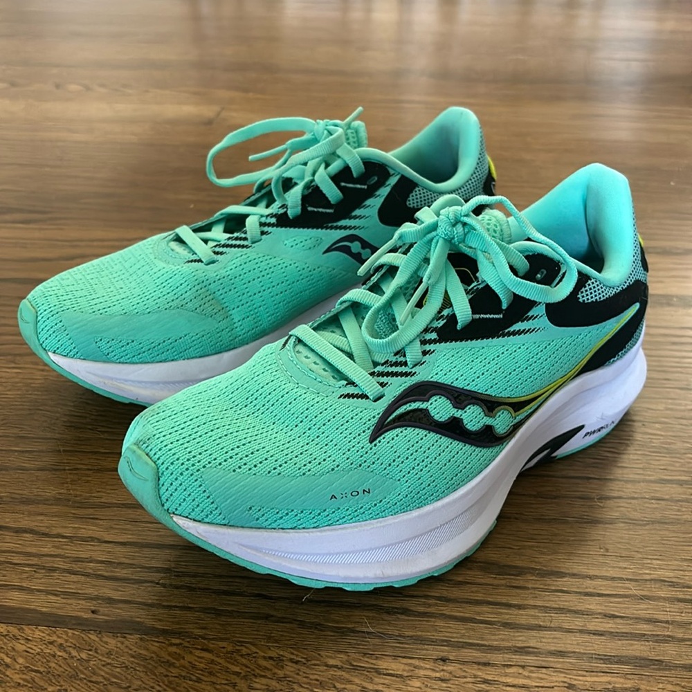 Women Saucony Axon 2 Running Tennis Shoes